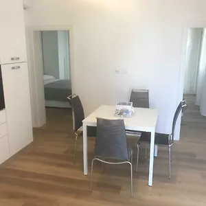 https://delta-blu.hotelinveneto.com