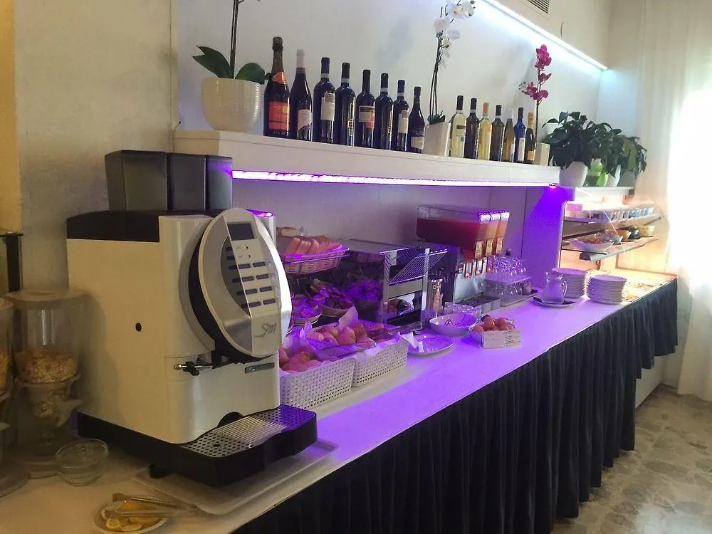 Hotel Anny Lido di Jesolo 3*,
