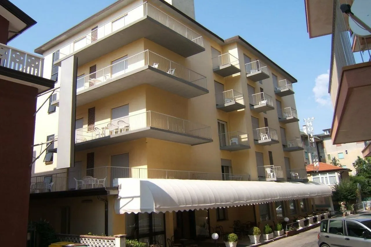 ***  Hotel Anny Lido di Jesolo Olaszország