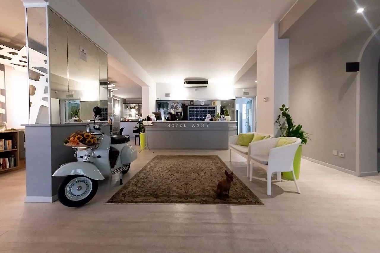 ***  Hotel Anny Лидо-ди-Езоло Италия