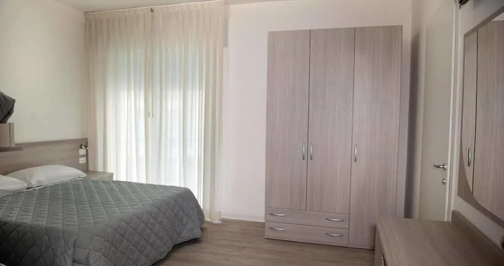 Hotel Anny Лидо-ди-Езоло