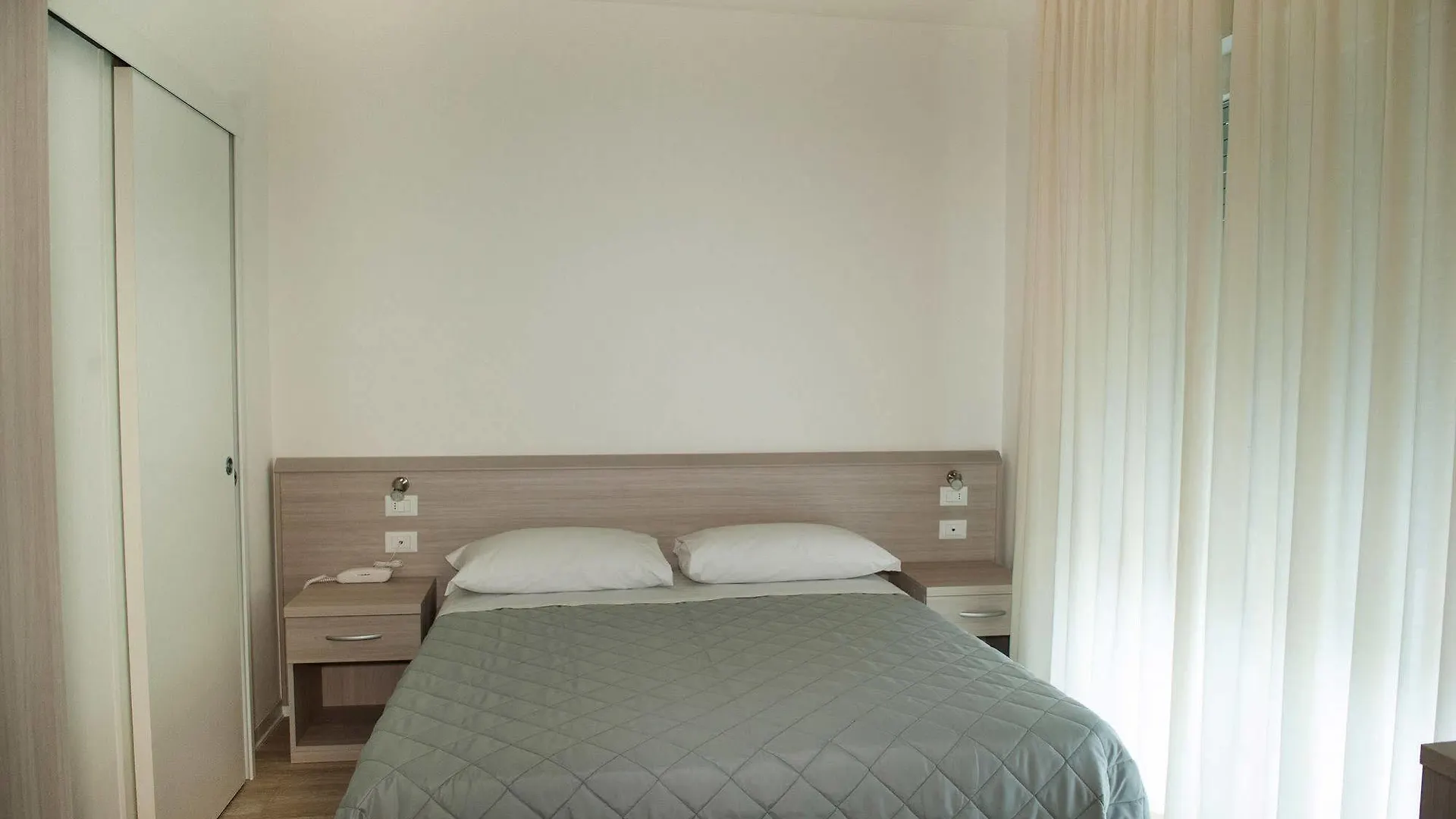 Hotel Anny Лидо-ди-Езоло
